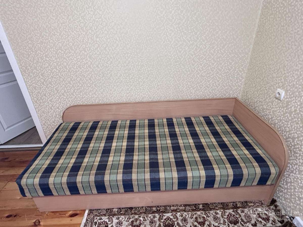 Parduodama sofa