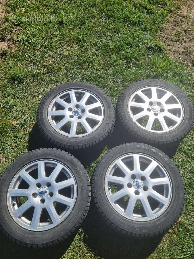 Ford R16 ratlankiai su M+s padangom