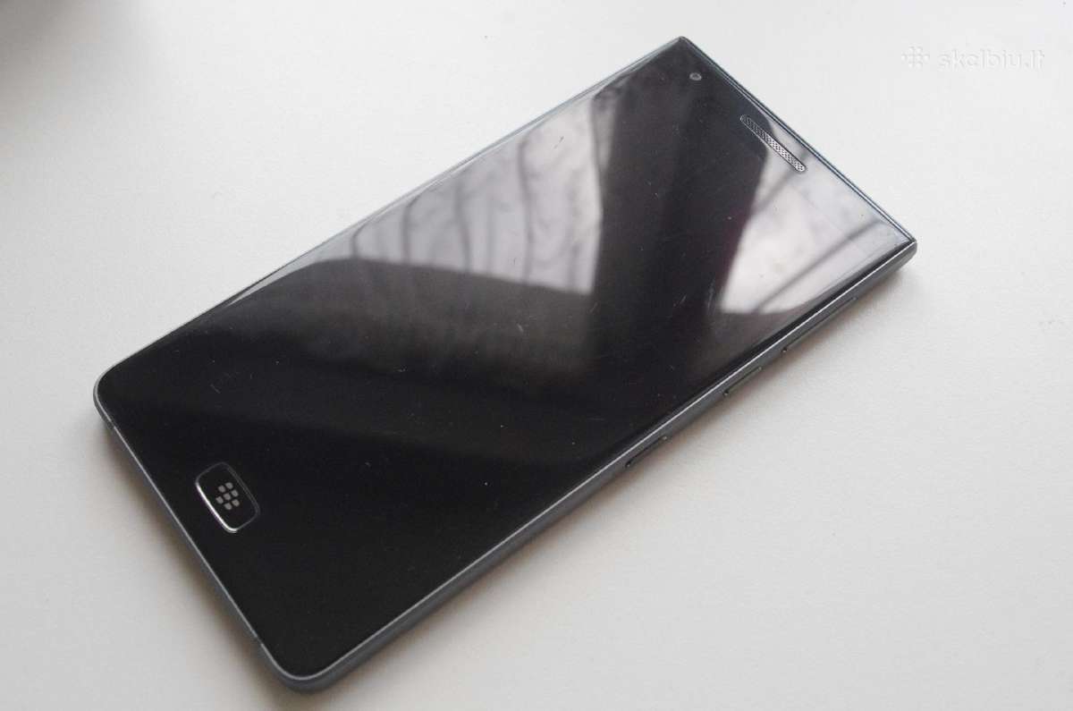 Blackberry Motion (bbd100-1)
