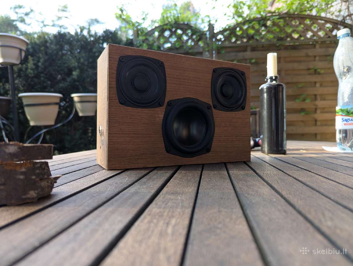 Rankų darbo bluetooth kolonėlė