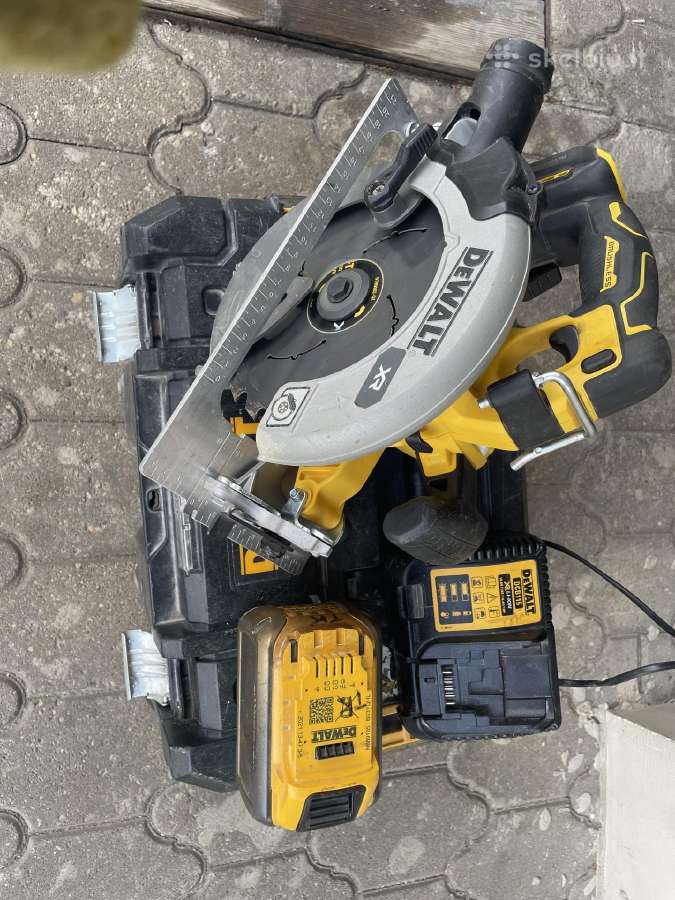 Dewalt Dcs573