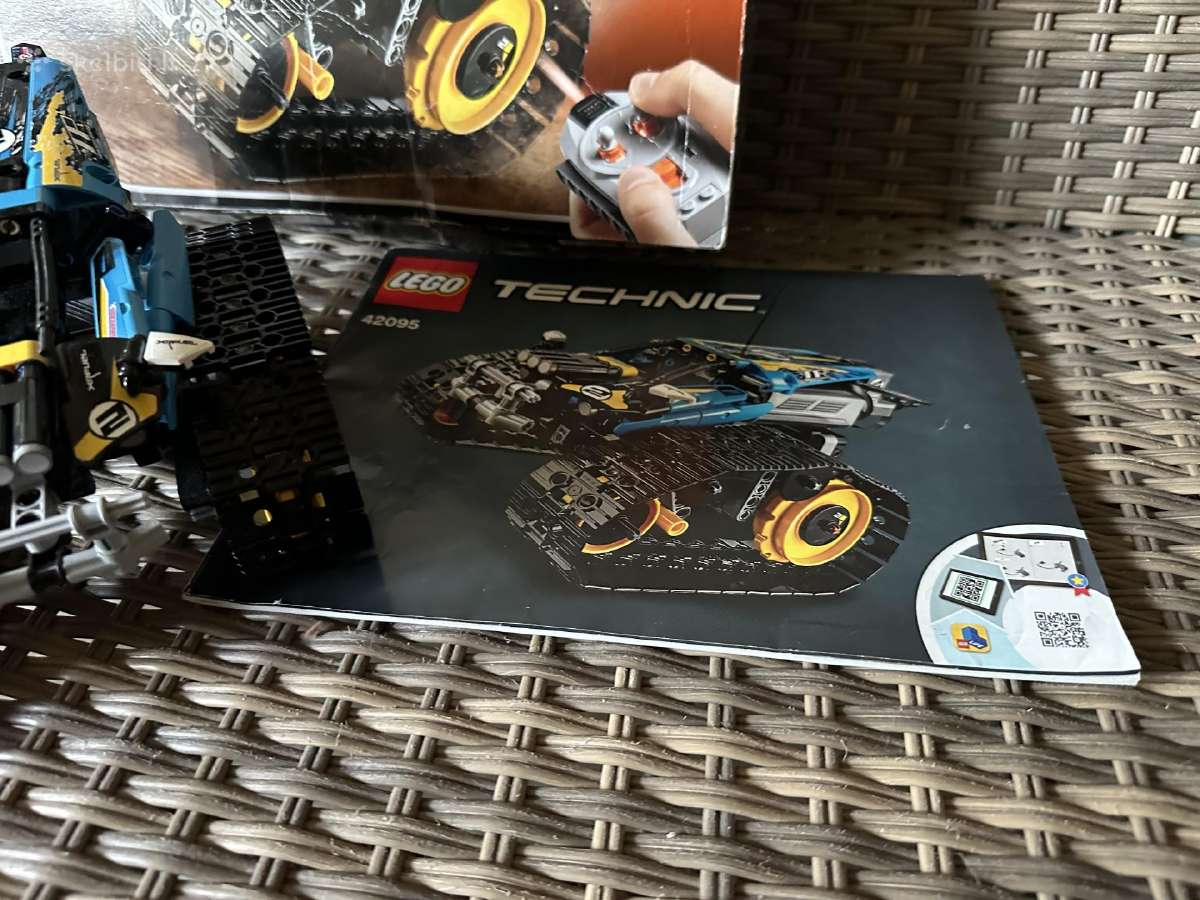 Lego technic 42095 - nuotraukos Nr. 3