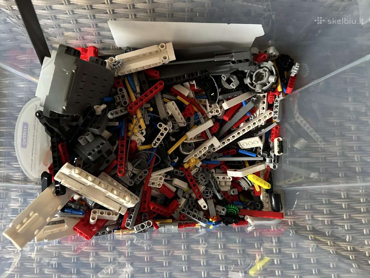 Lego technic 42145 - nuotraukos Nr. 6