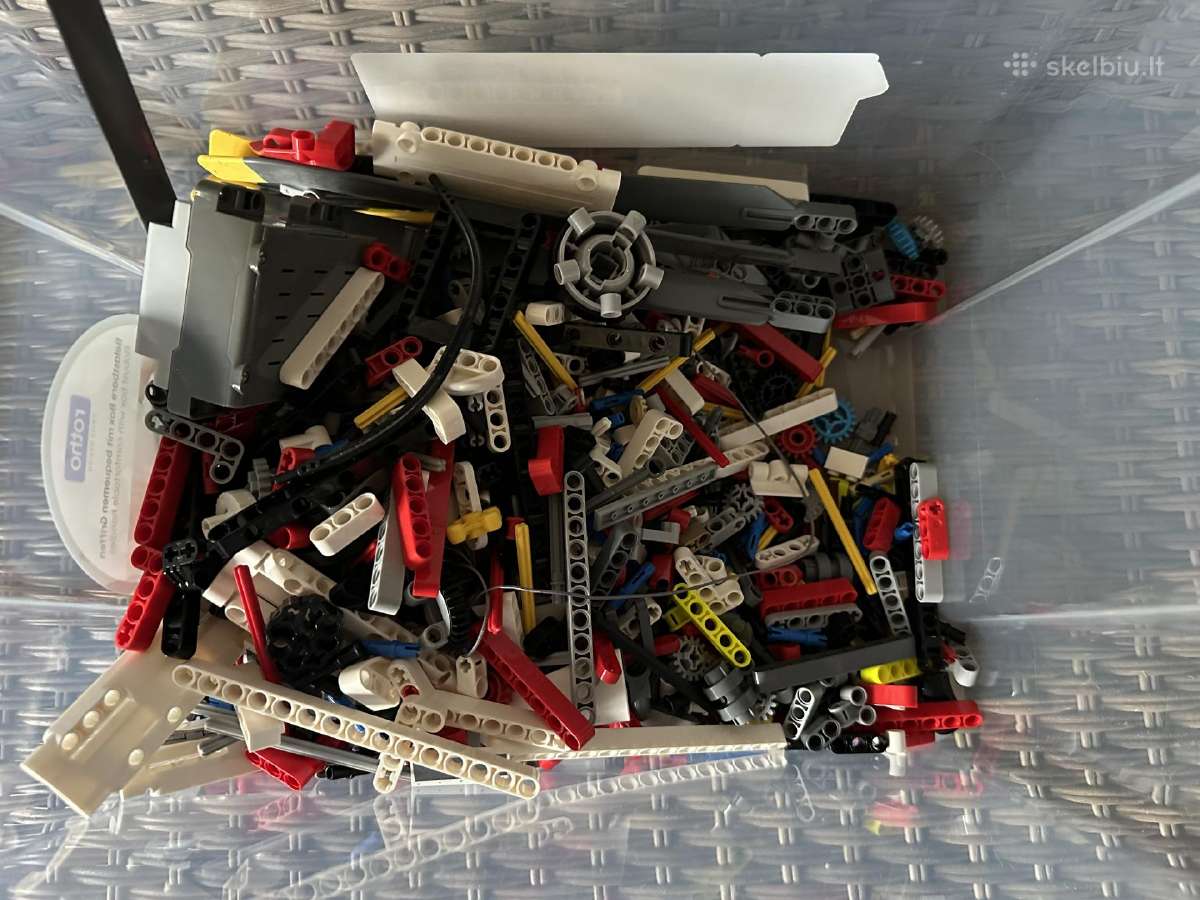 Lego technic 42145 - nuotraukos Nr. 7