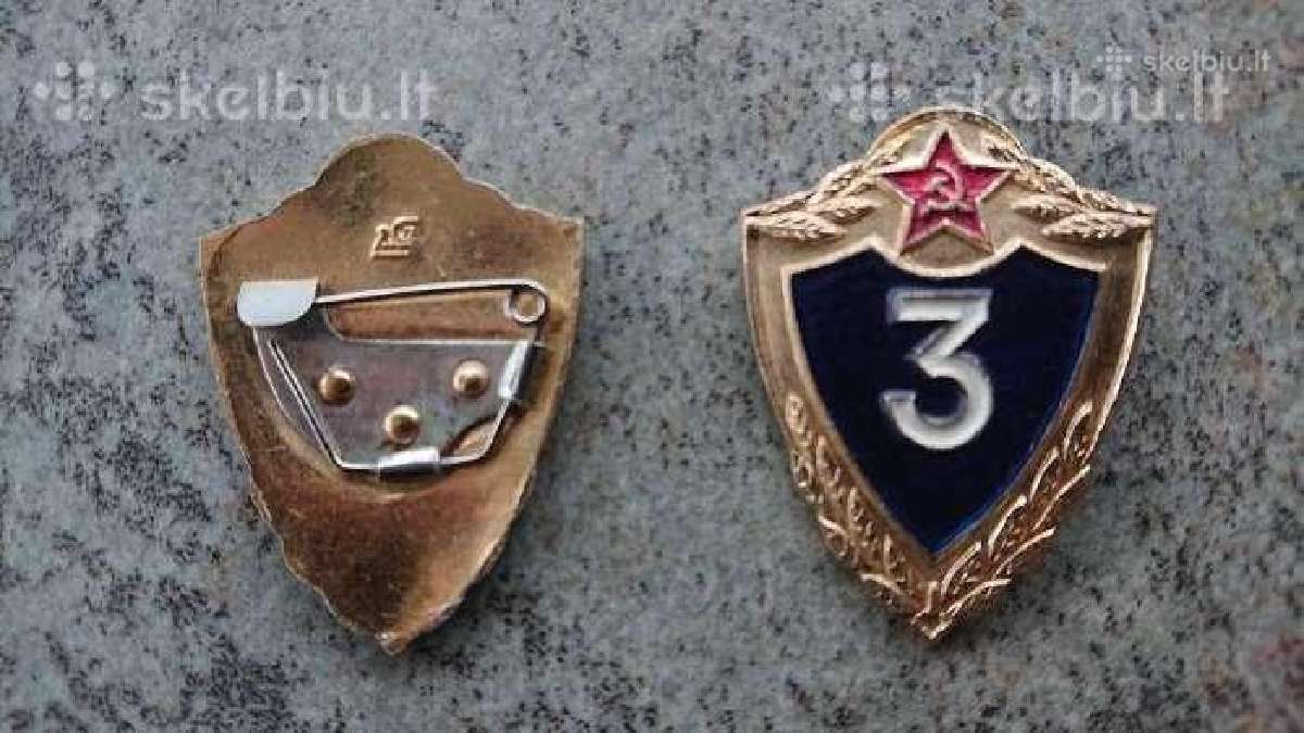 Tvarkingas tarybiniu laiku ženkliukas