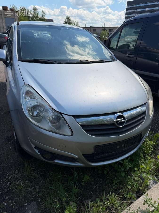 Opel Corsa (ski-5)