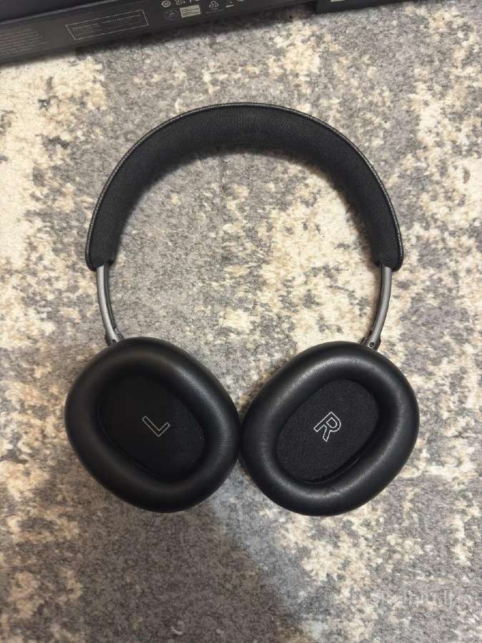 Bang Olufsen Beoplay H95 Black