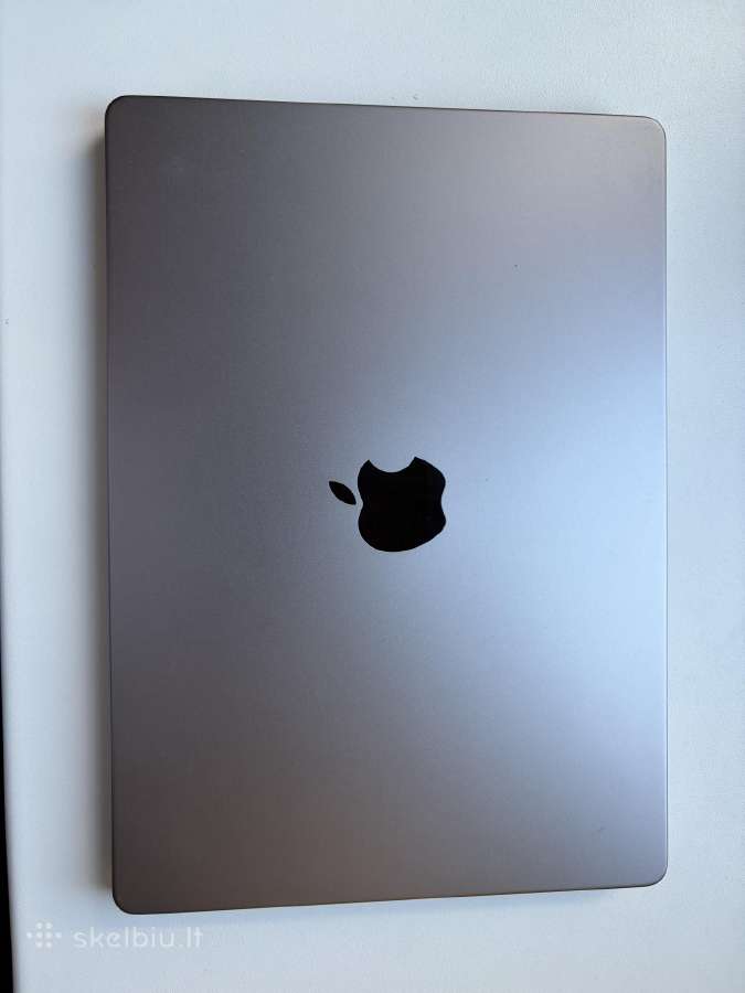 MacBook Pro (K021)