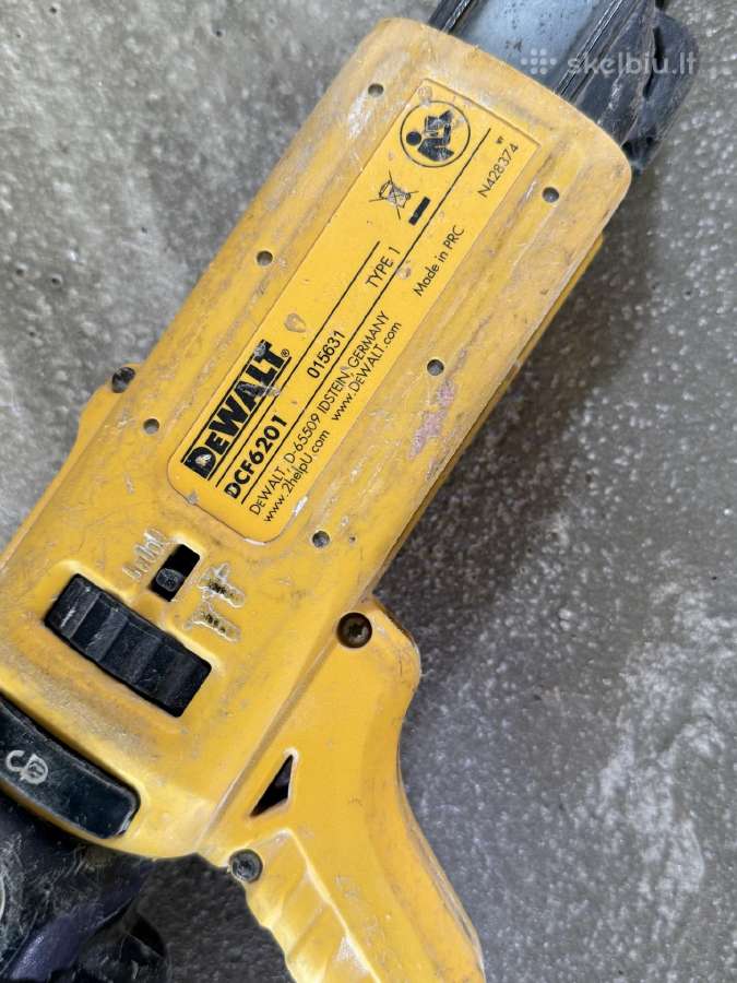 Parduodu Dewalt juostini suktuką, be baterijų.
