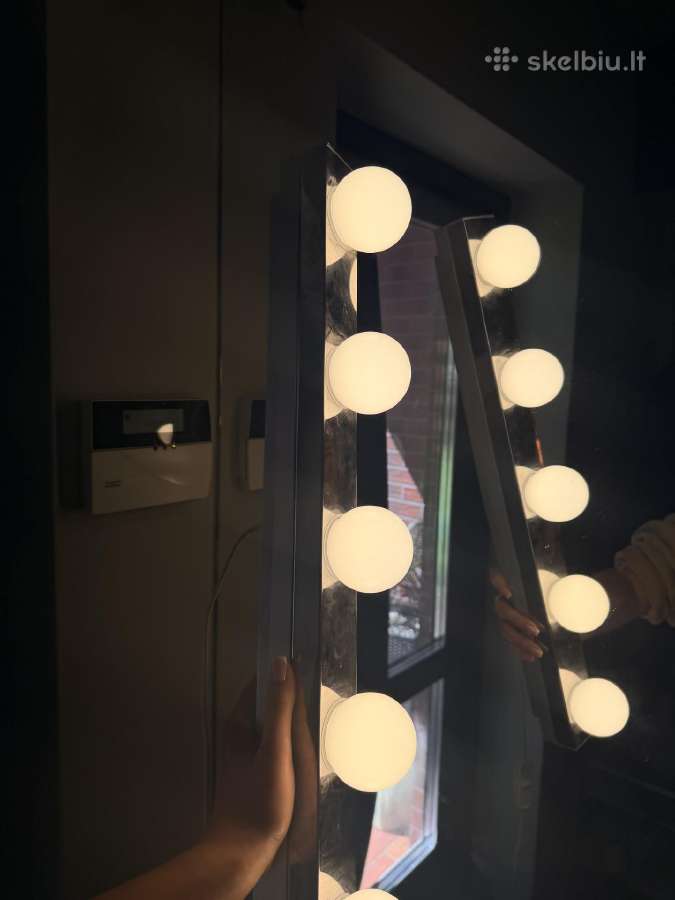 2 vnt LED lempu