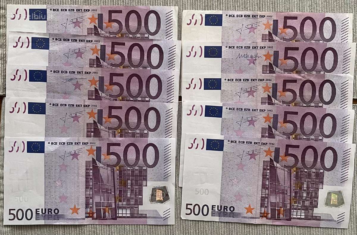 500 eurų banknotai