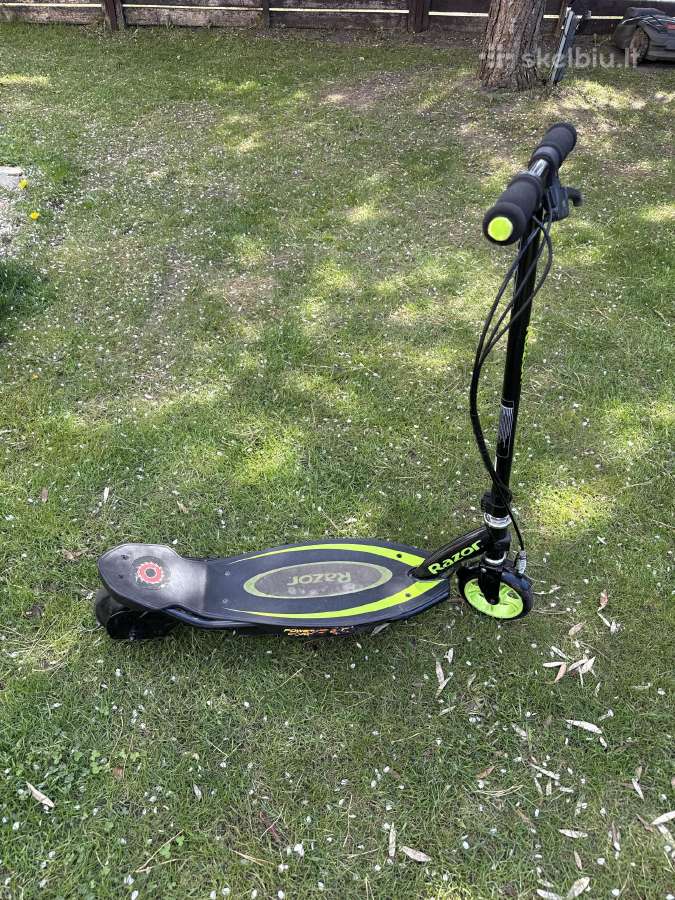 Elektrinis paspirtukas Razor E90 Powercore