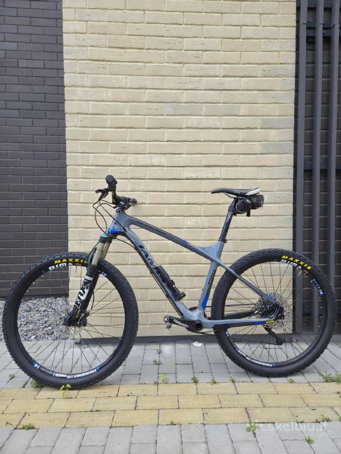 Jamis Nemesis Carbon / XT / Fox / 27.5 (19-l)