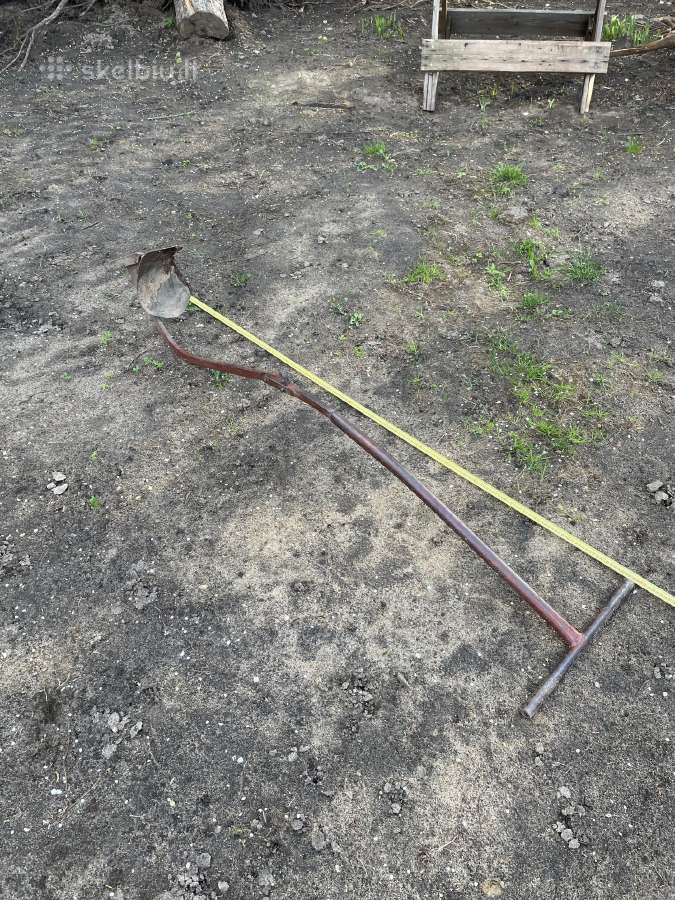 Plūgas senovinis su rankena