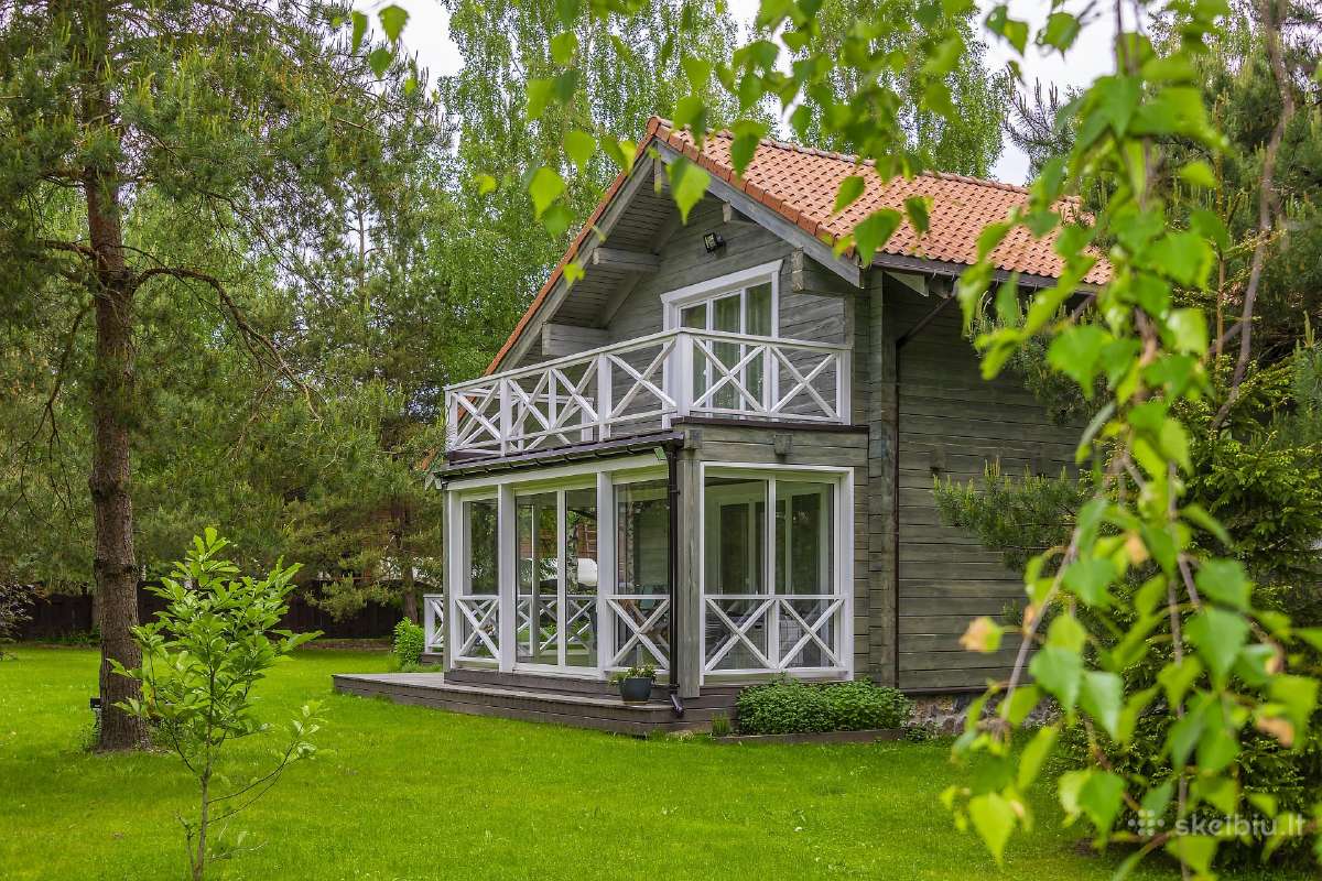 Parduodama ypatinga sodyba