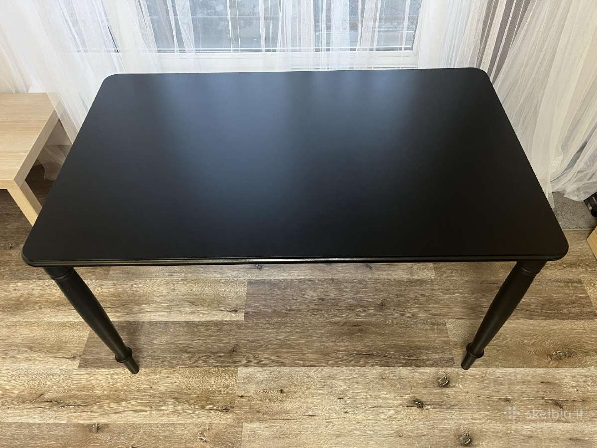 Ikea Danderyd stalas