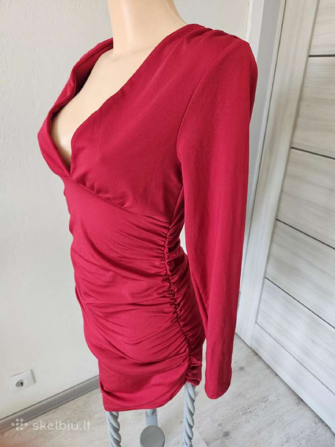 Raudona sexy suknelė - nuotraukos Nr. 2