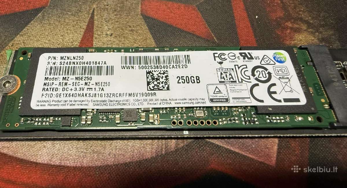 Samsung EVO 850 SSD 250 GB M2 (232 GB)