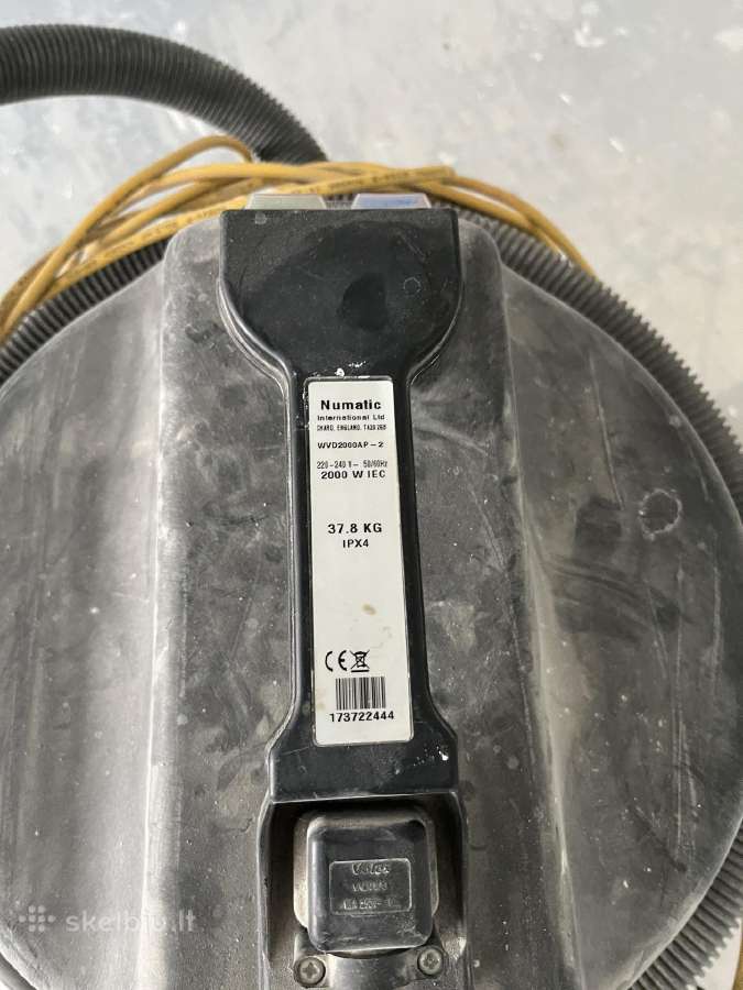 Pramoninis dulkiu siurblys Numatic 2000w - nuotraukos Nr. 2