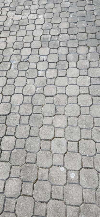 Parduodamos naudotos trinkelės