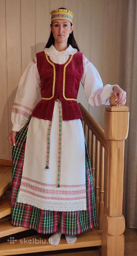 Tautiniai kostiumai vaikams ir suaugusiems - nuotraukos Nr. 17