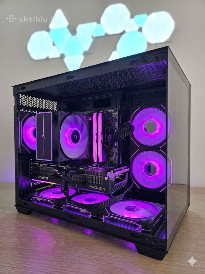 Ryzen 7 7800x3d / Rtx 5070 / 32gb Ddr5 / 1tb