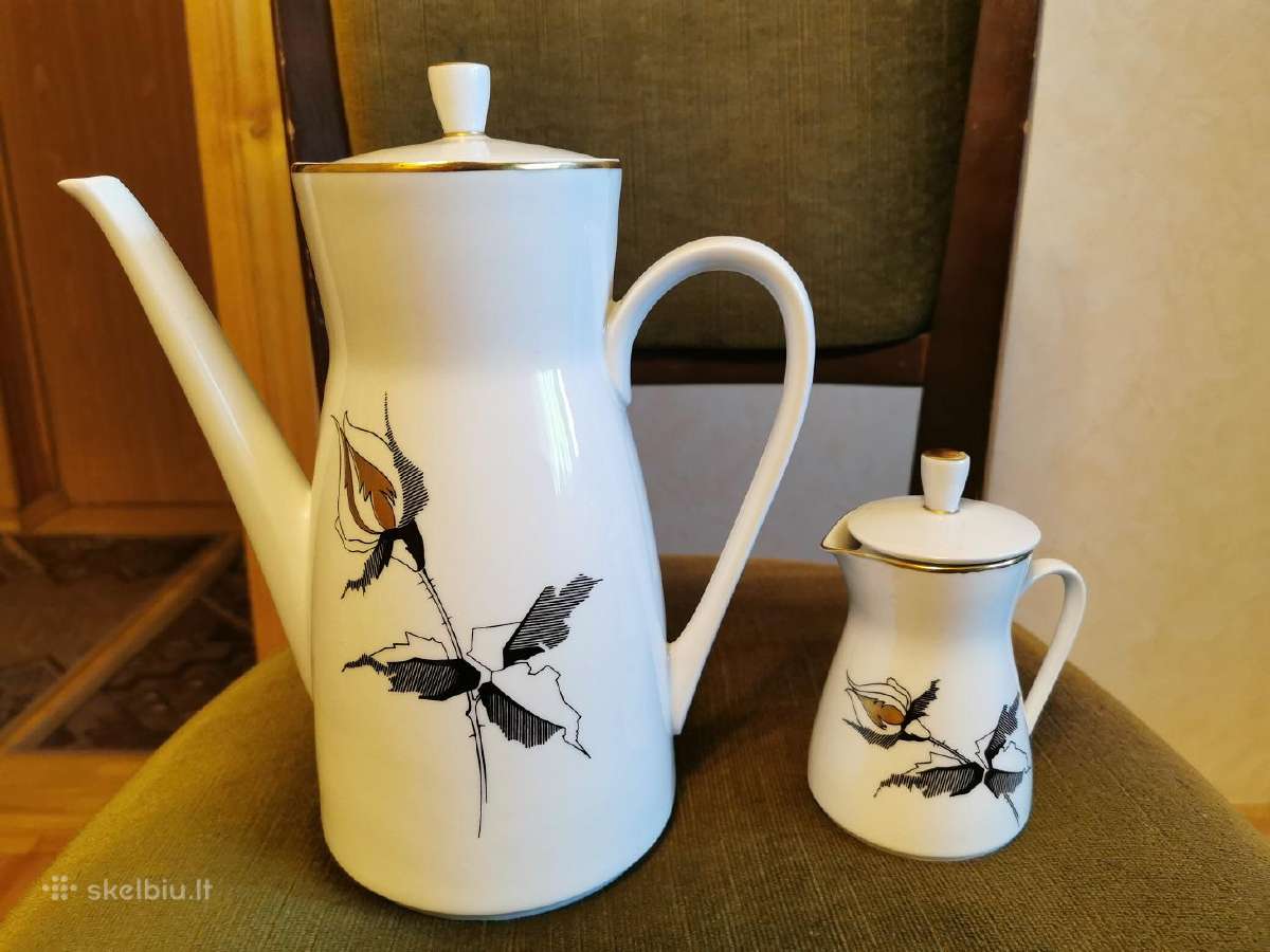 Porceleninis kavinukas su grietinėlės indeliu