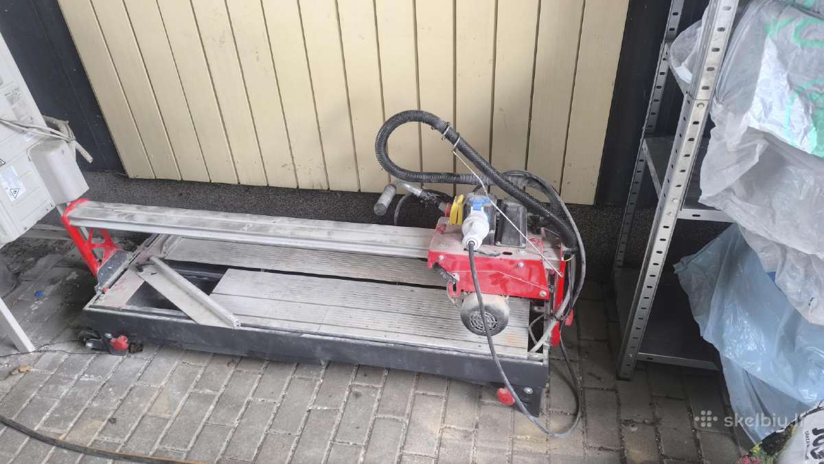 Pliteliu pjovimo staklės