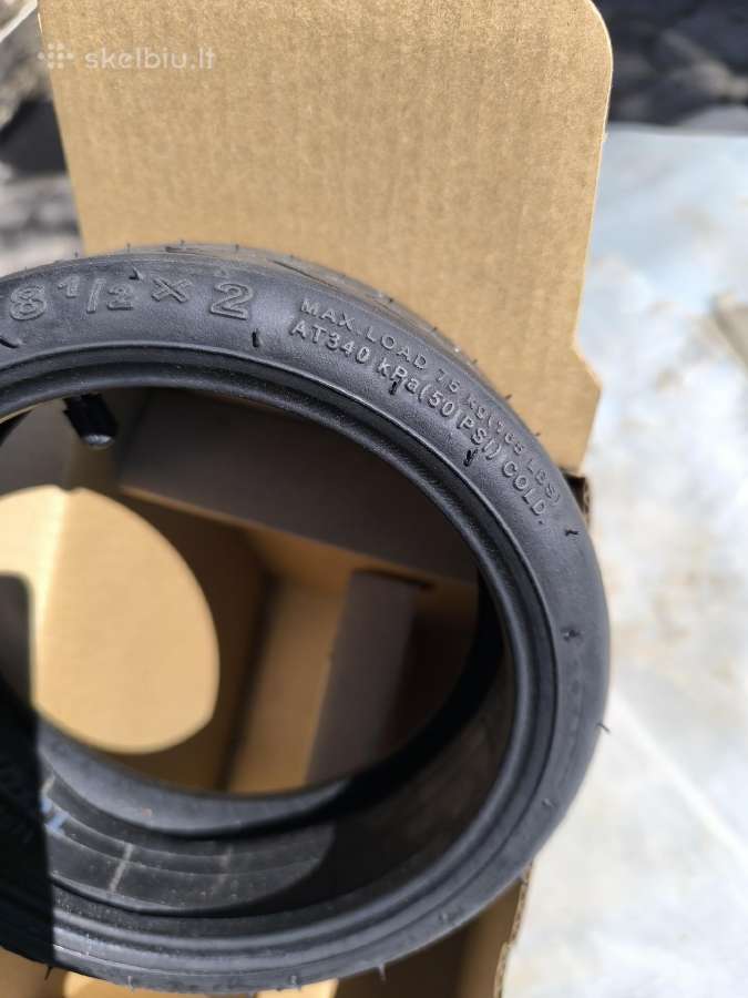 Paspirtuko padanga su kamera 8 1/2*2