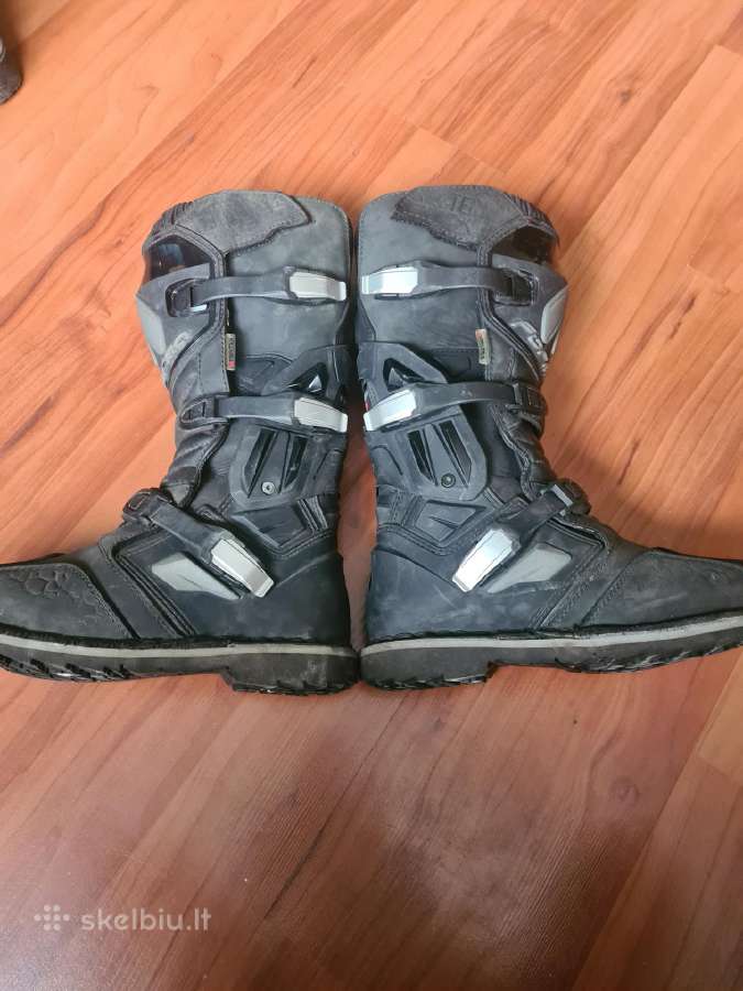 Enduro batai Forma
