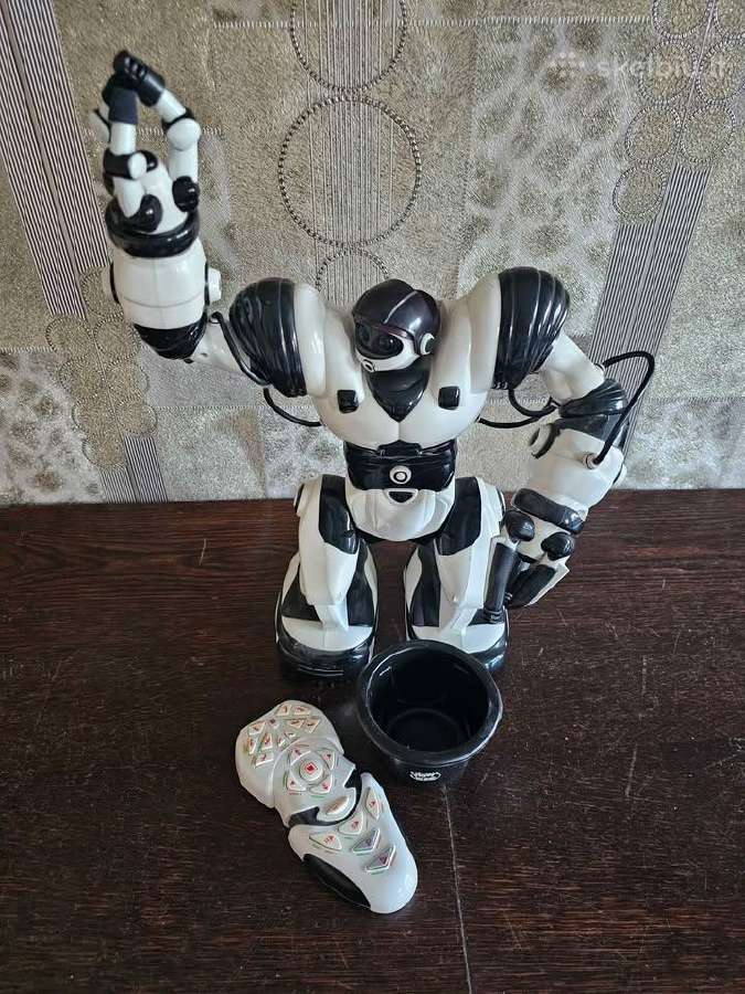Wow Wee Robosapien - nuotraukos Nr. 5