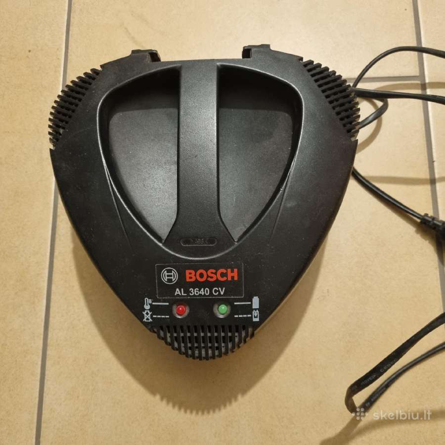 Bosh pakrovejas + 4 vnt. akumuliatoriu 36v-2.6ah