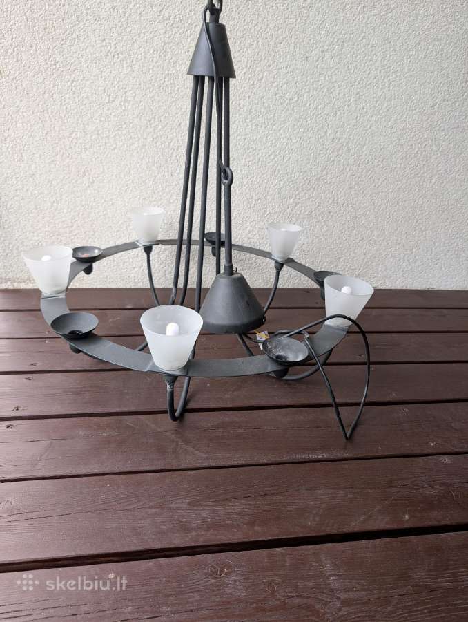 Ikea šviestuvas