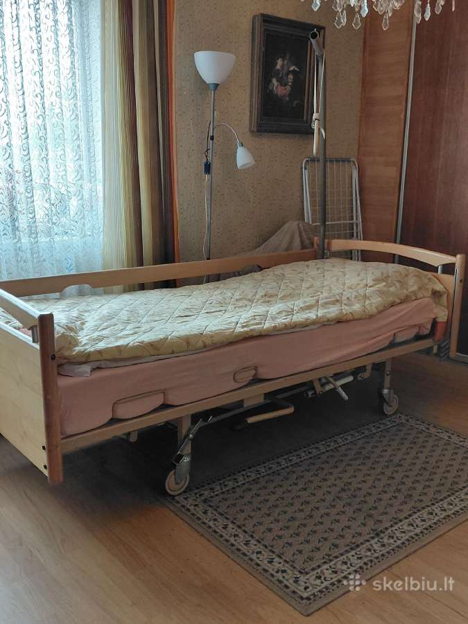 Parduodu funkcinę lovą