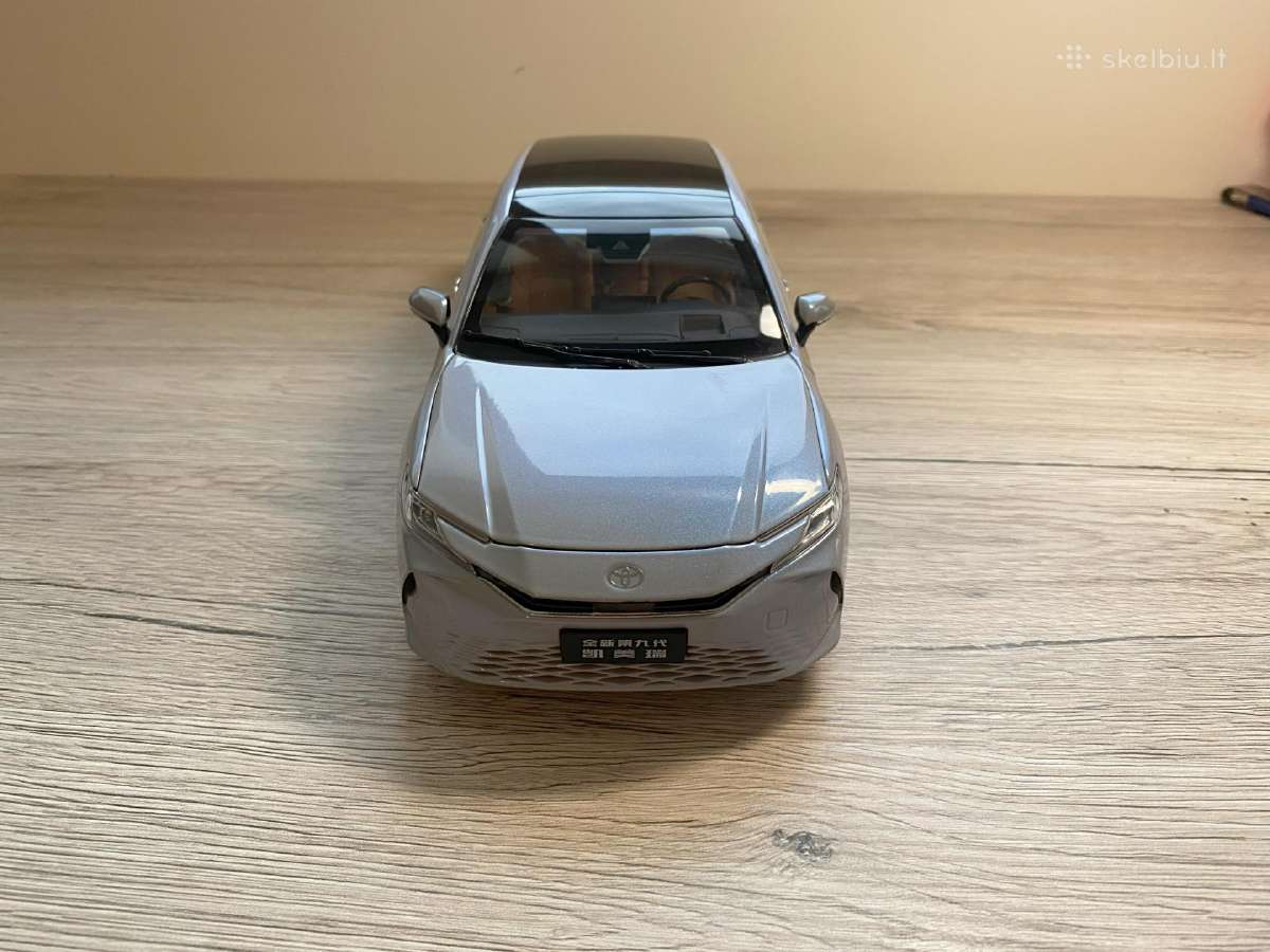 1:18 Toyota Camry - nuotraukos Nr. 4