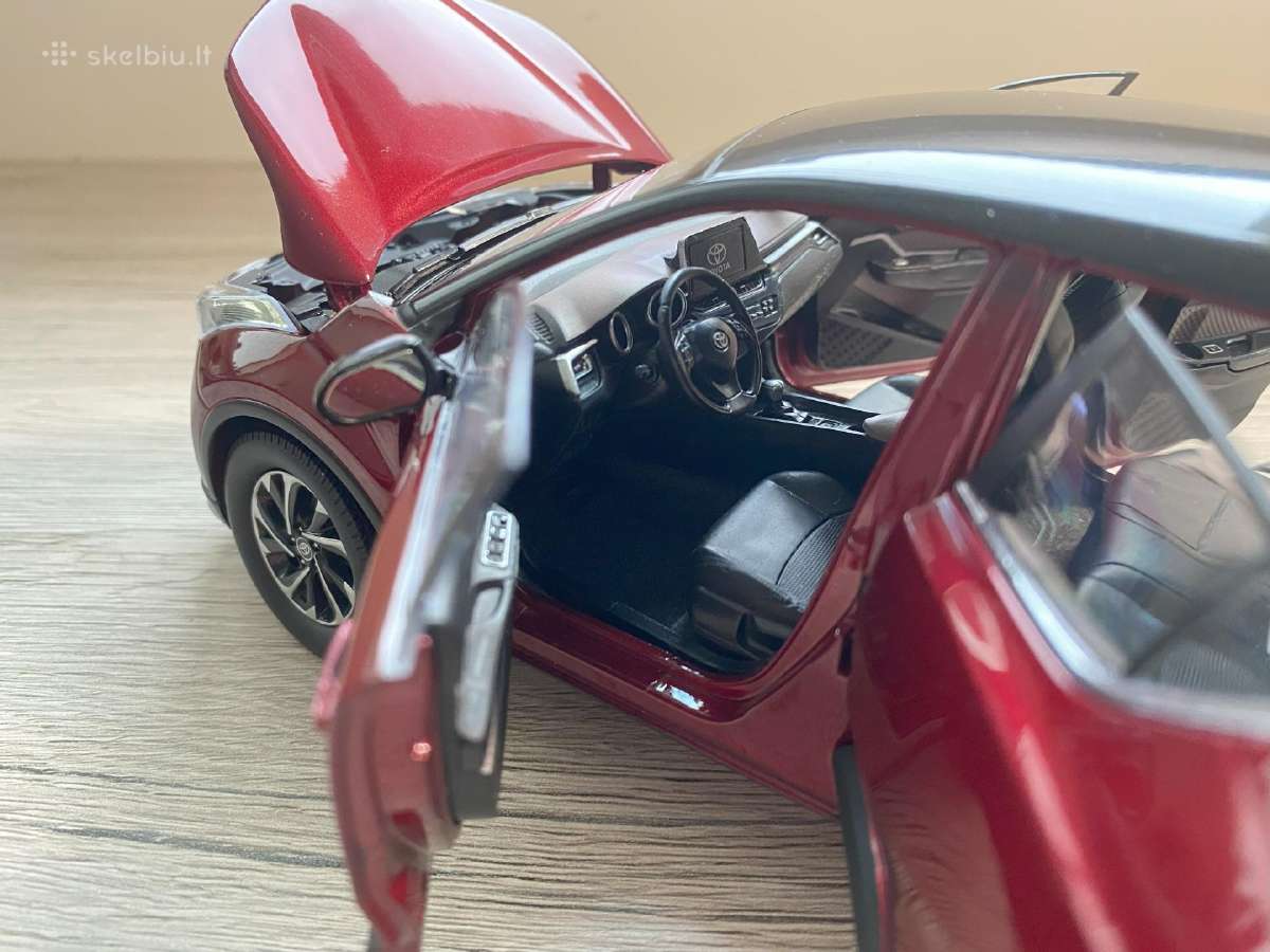 1:18 Toyota Izoa (Toyota Ch-r) - nuotraukos Nr. 6