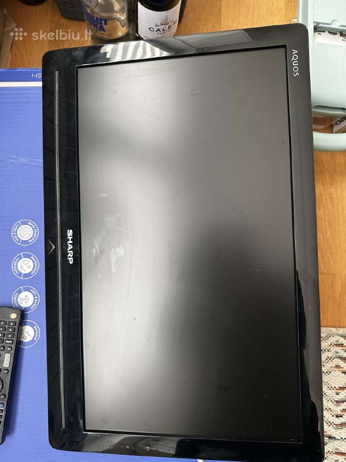 Pakabinamas TV Sharp 62 cm