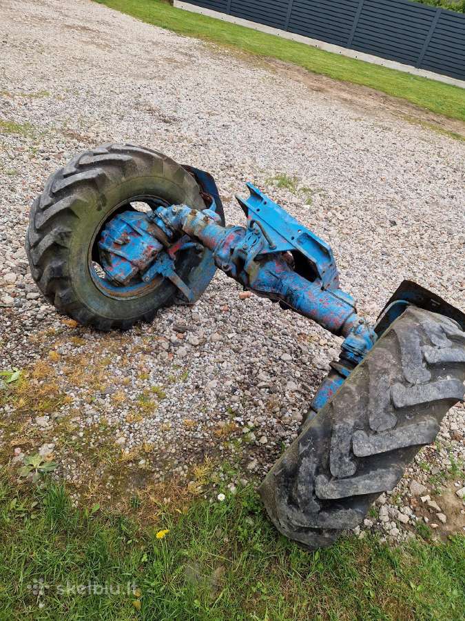 Mtz 82 varomas tiltas