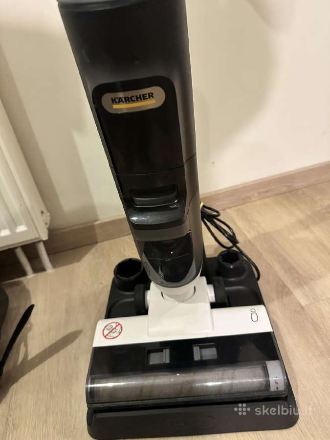 Grindu plovimo siurblys Karcher Fcv3
