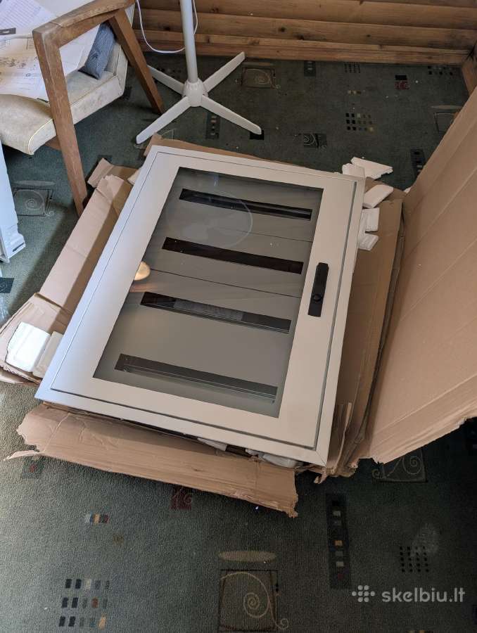 Siemens elektros skydas 8gk2043-2km21 su defektu