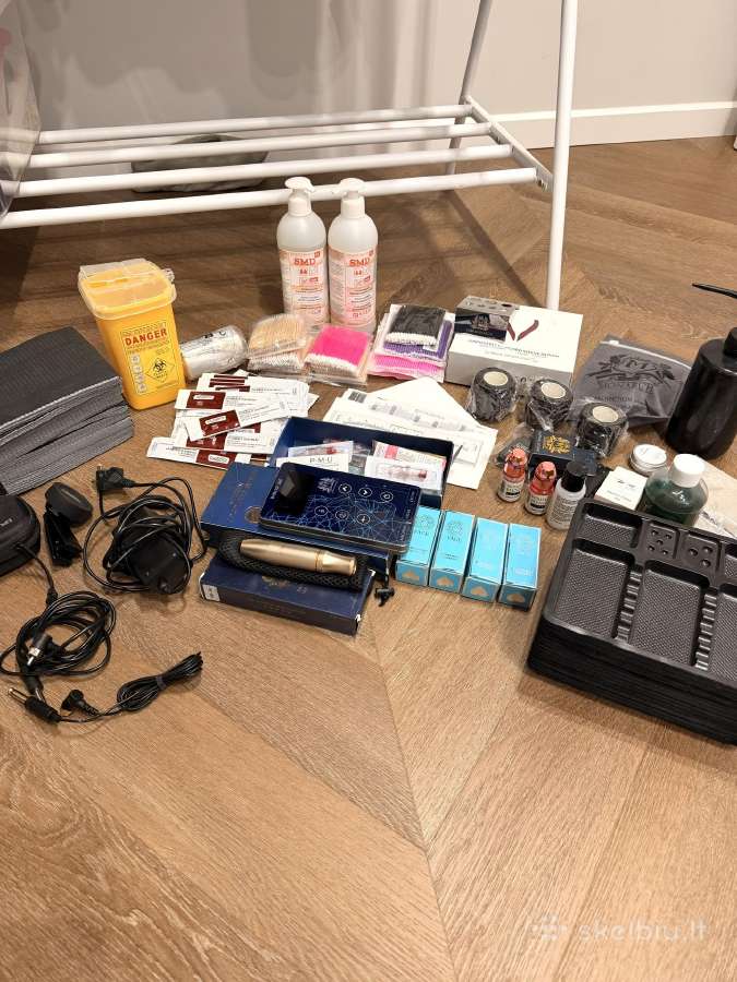 Permanentinio makiažo aparatas ir daug visko