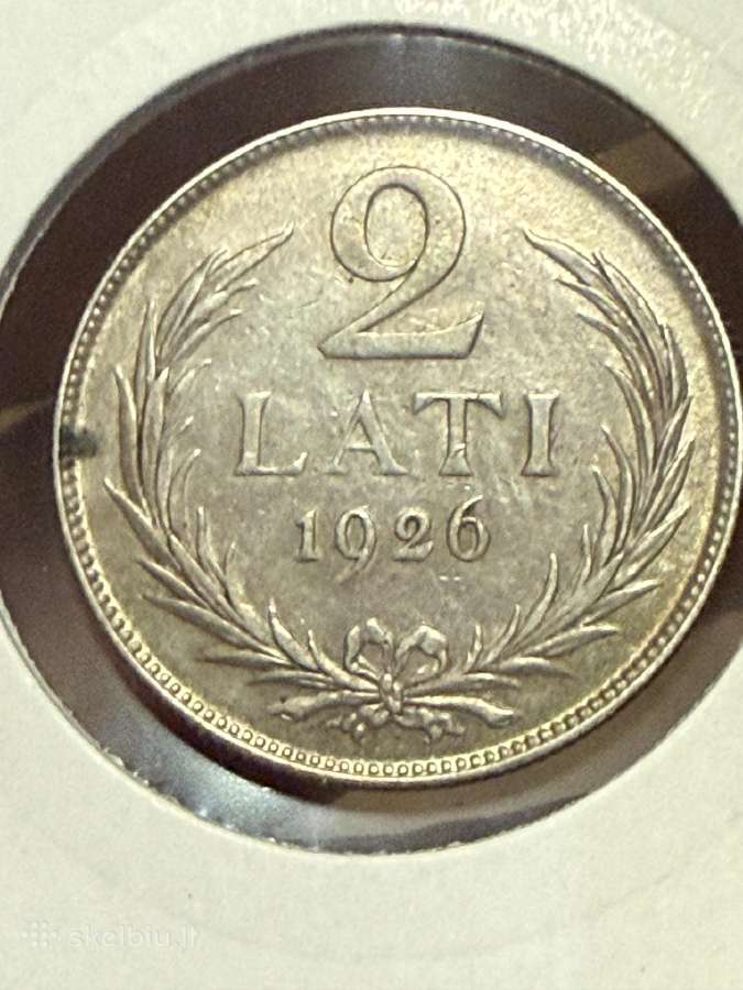 2 Latai