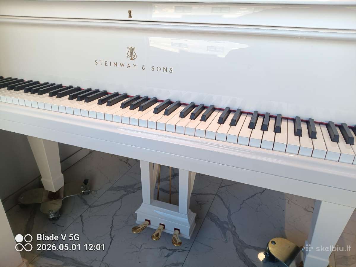 Parduodu fortepijoną Steinway