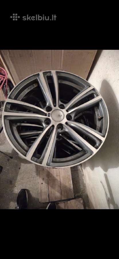 Parduodu R18ratlankius nuimtus nuo Bmw E60