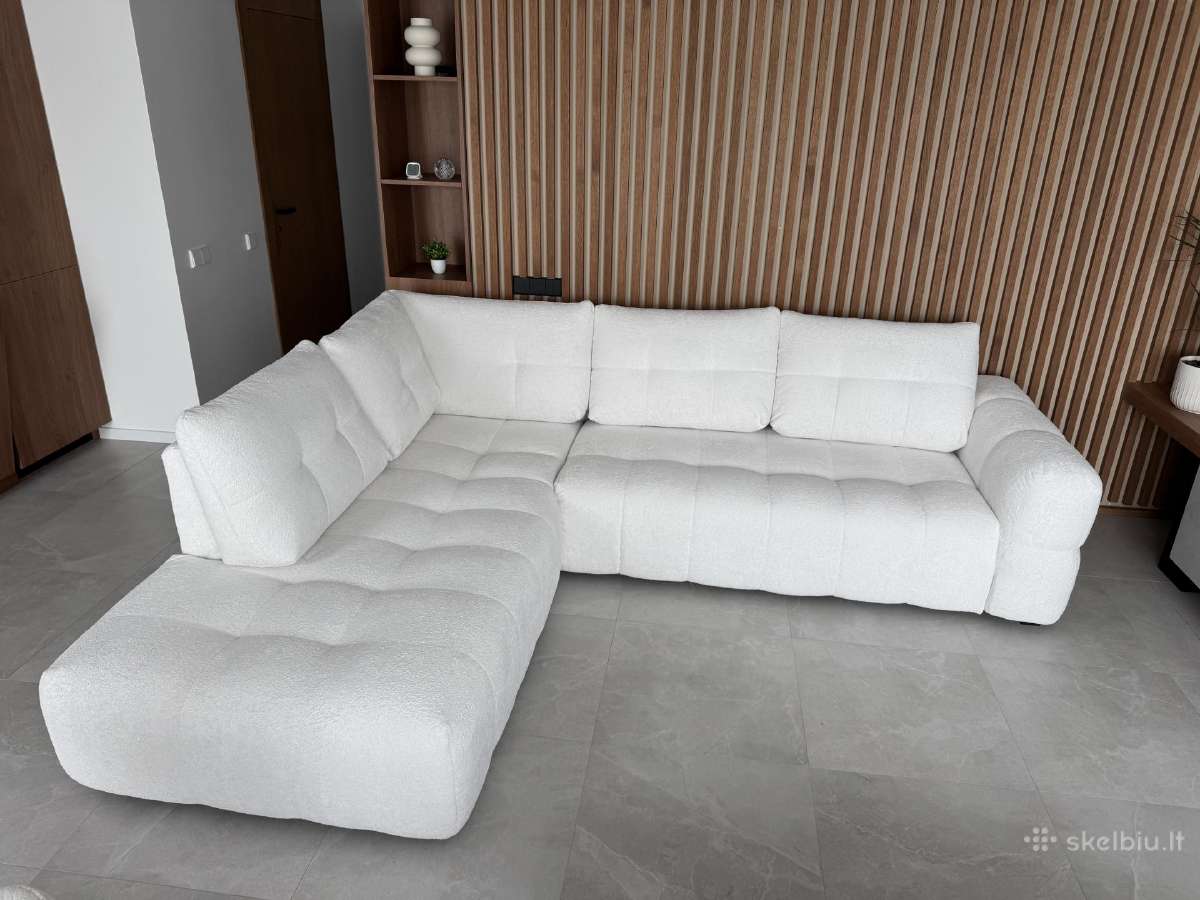 Nauja didelė kampinė sofa