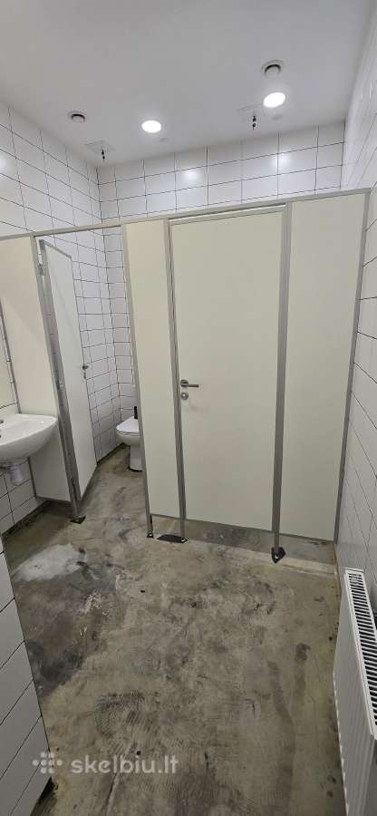 Tualeto sienelė pertvara