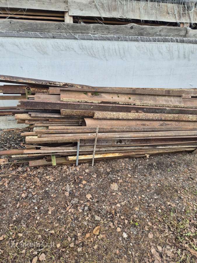 Šešiakmpiai, kampuočiai, vamzdžiai, sijos - nuotraukos Nr. 3