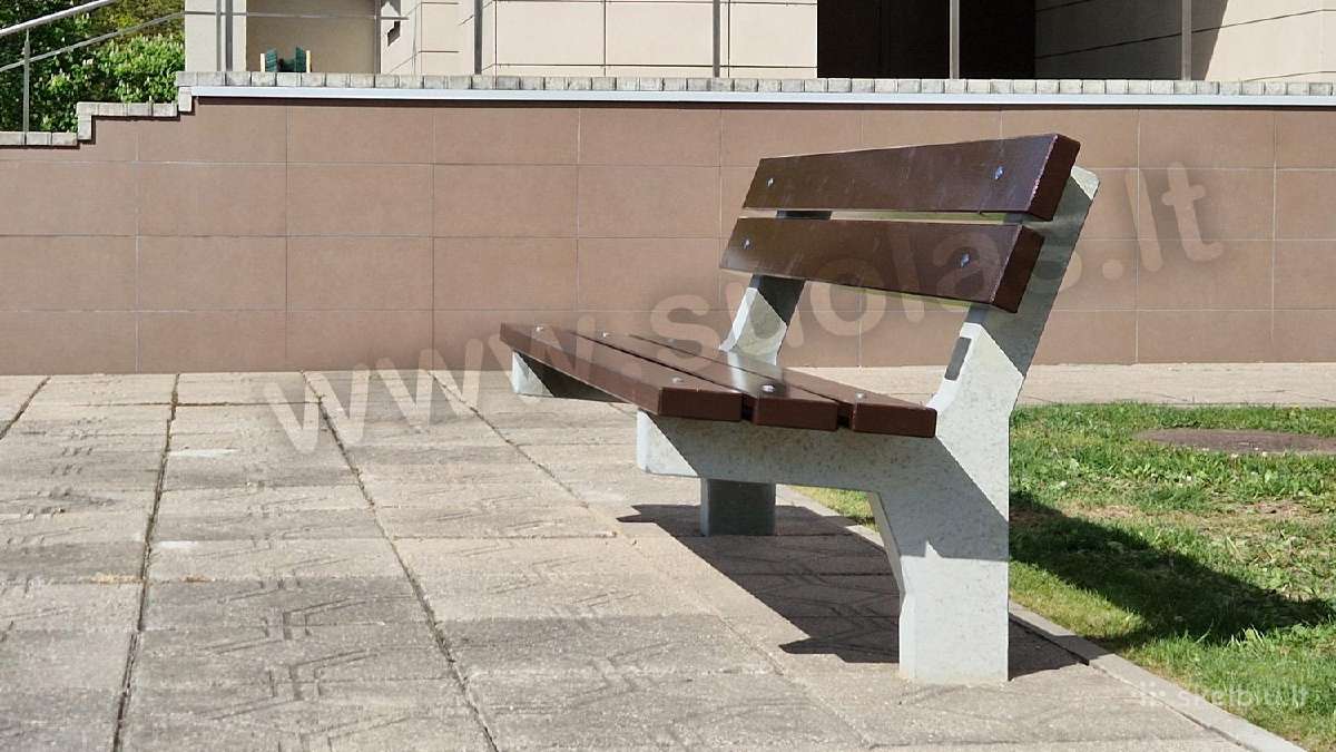 Patogūs lauko suolai parkams, daugiabučiams ir kt.