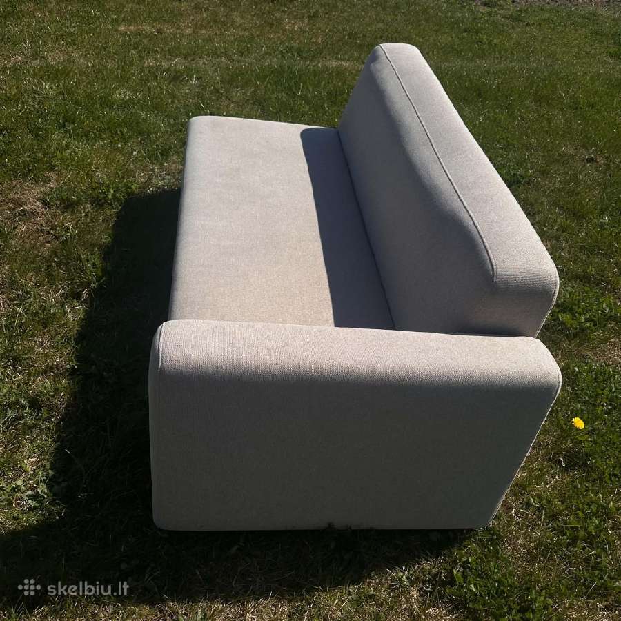 Patogi Sofa su Pufu