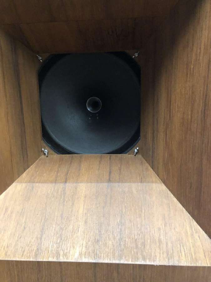 Garsiakalbiai Tannoy Lsu Hf15